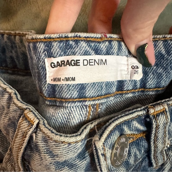 Garage Mom Jean Shorts - Picture 2 of 3